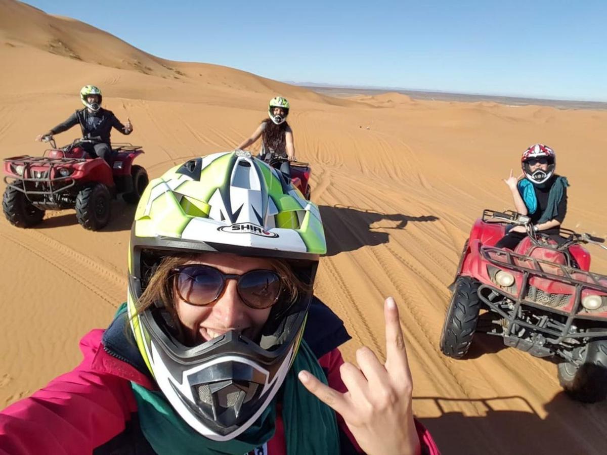 Отель Erg Chebbi Dunes Desert Camp Мерзуга Экстерьер фото
