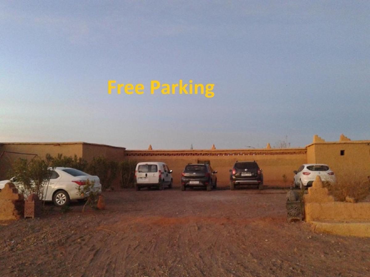Отель Erg Chebbi Dunes Desert Camp Мерзуга Экстерьер фото