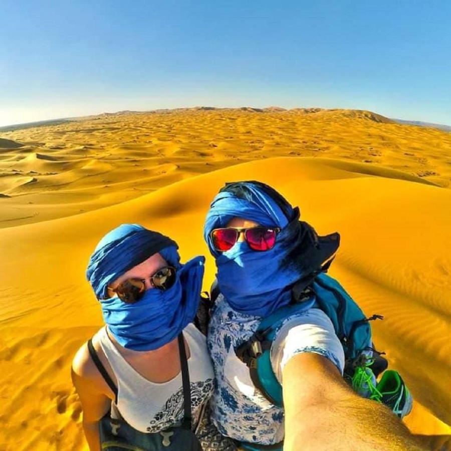 Отель Erg Chebbi Dunes Desert Camp Мерзуга Экстерьер фото